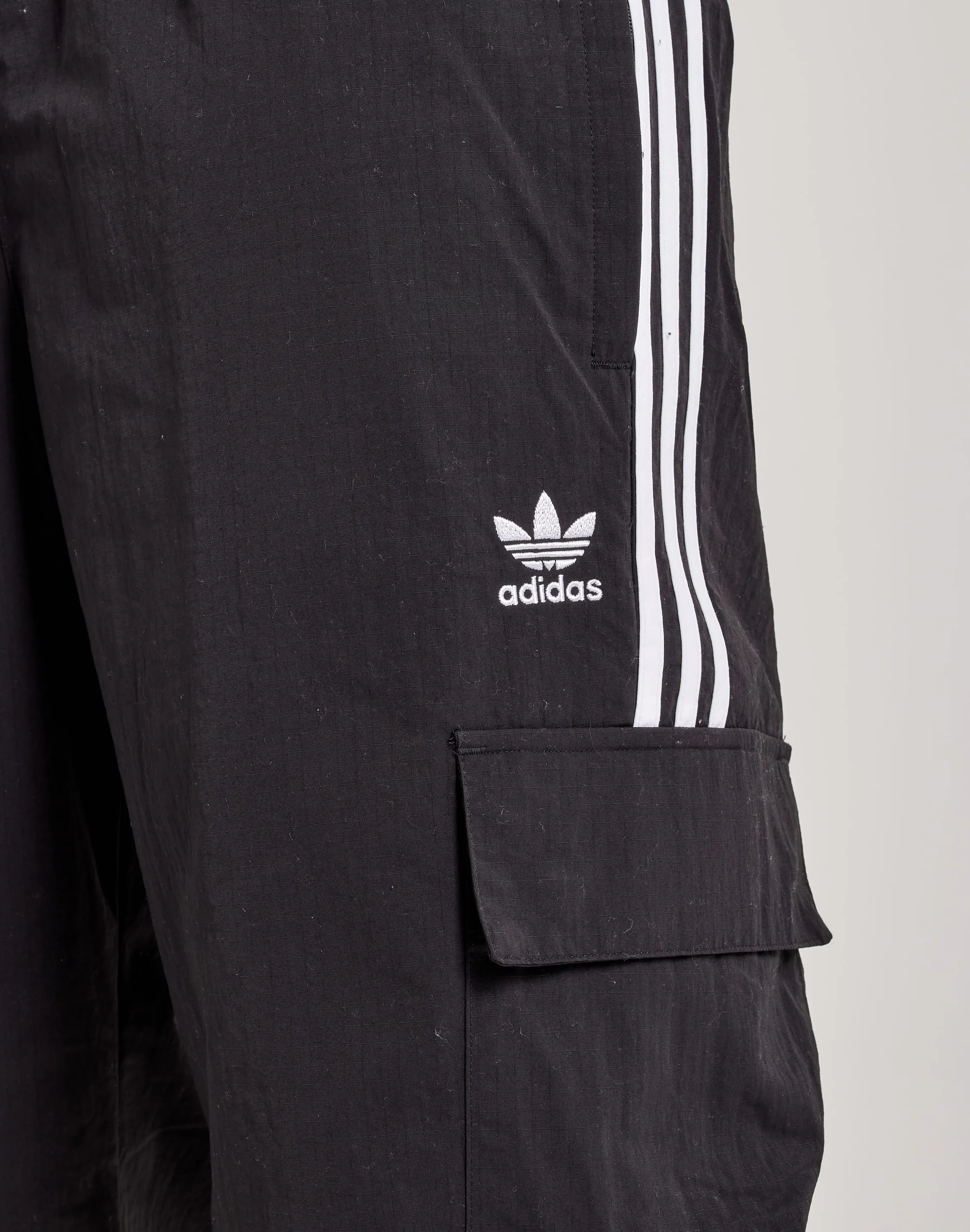 Adidas Adicolor Classics 3-Stripes Cargo Pants