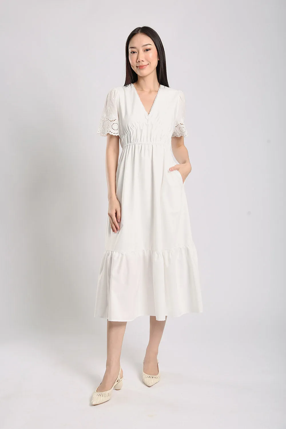 Alai Midaxi Dress in White