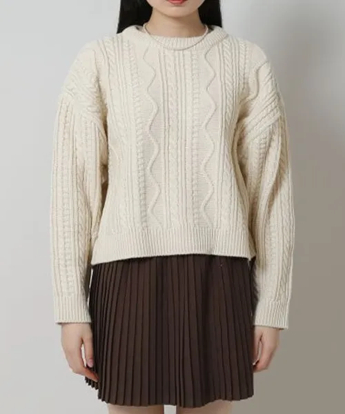 CROPPED CABLE WOOL KNIT TOP