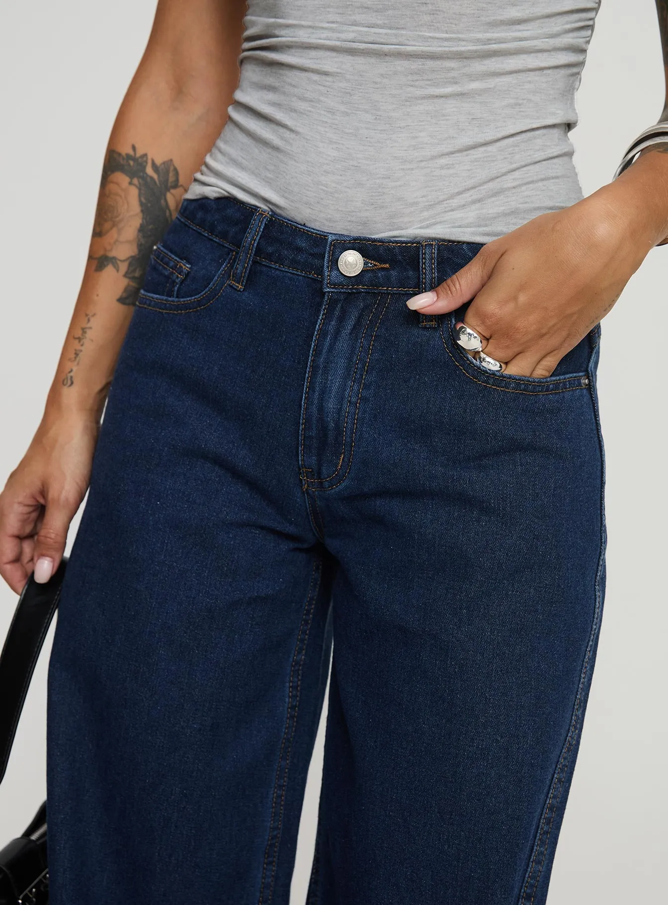 Maryanne Mid-rise Relaxed Denim Jeans Dark Wash