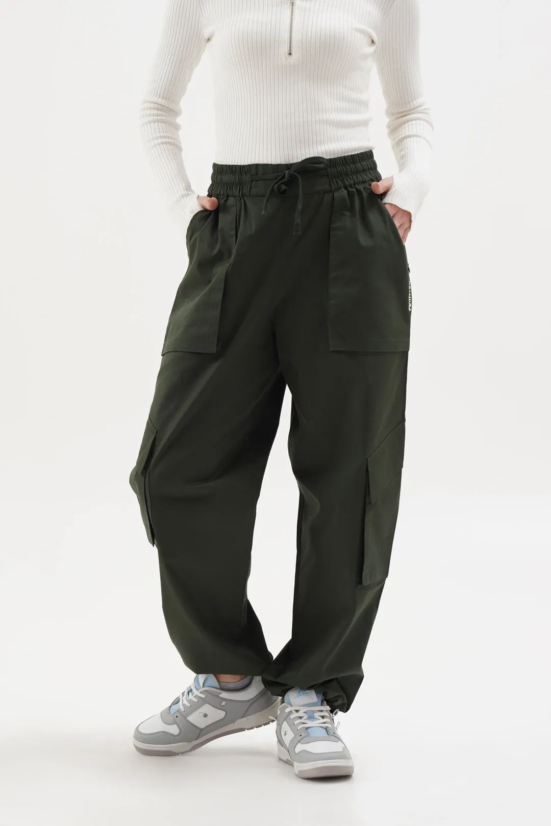 Women NOMAD Evergreen Parachute Pants